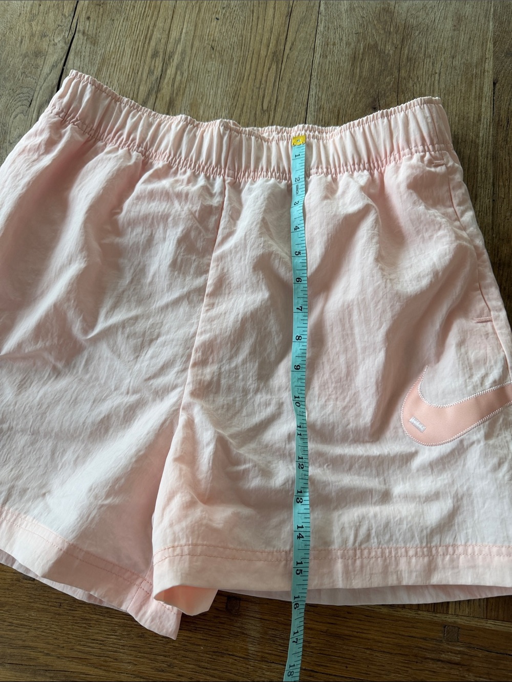 Nike Light Pink Women's Athletic Shorts Size Medium - Picture 3 of 7